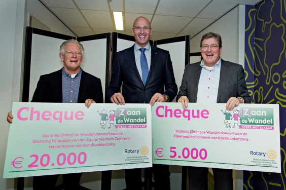 Weer twee cheques overhandigd!